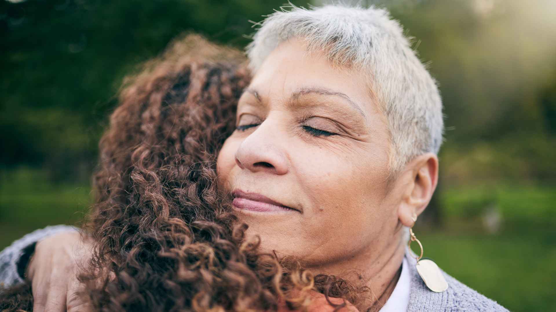 7 Stages of Lewy Body Dementia: Care Strategies and Family Support