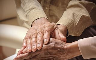 What are the indicators that a friend or relative with dementia is approaching the end of life?